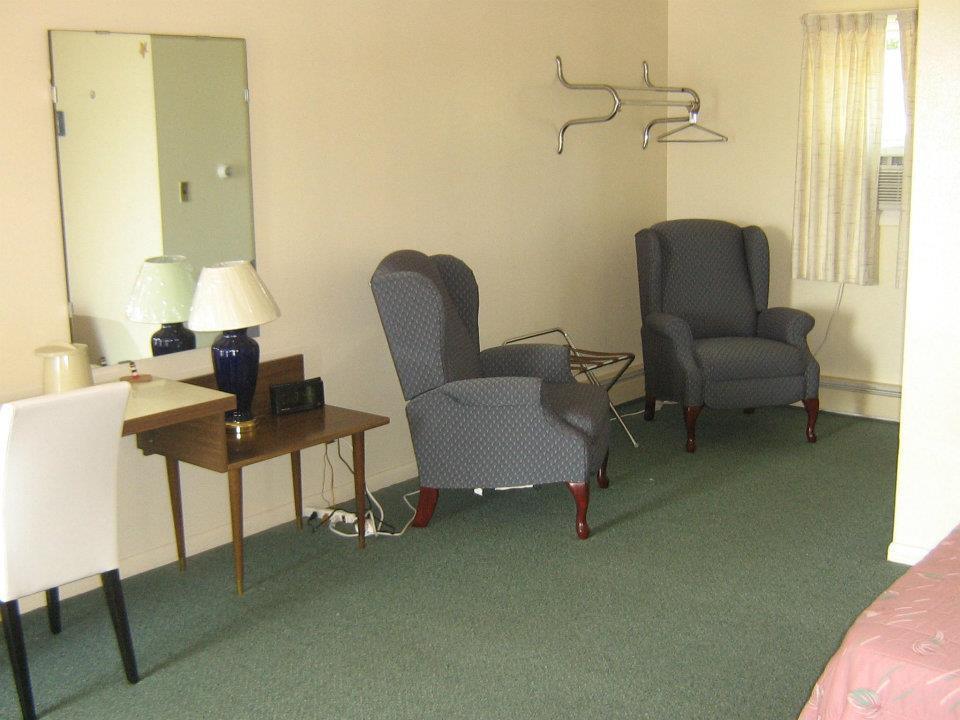 Chapel Hill Motel Brevort Pokój zdjęcie